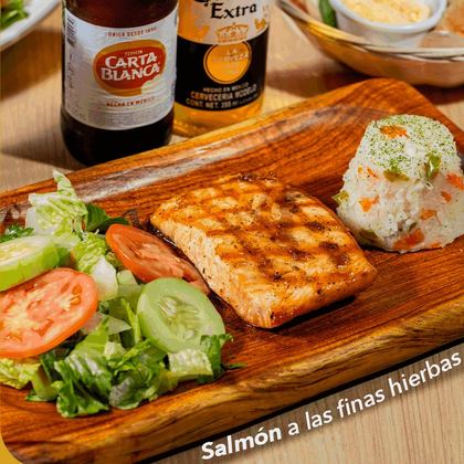 Salmón a las finas hierbas